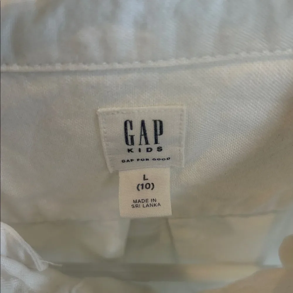 GAP Kids Classic White Button-Down Shirt, Size Large (10)